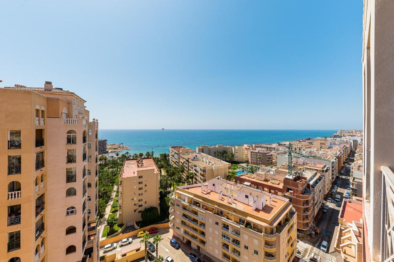 Apartamento Seaview Deluxe Torrevieja Exterior photo